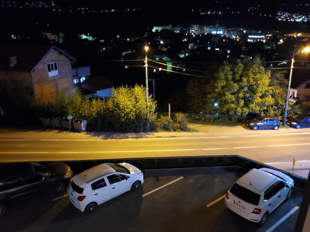 Апартаменты Sleep And Drive Cosy Сараево Экстерьер фото